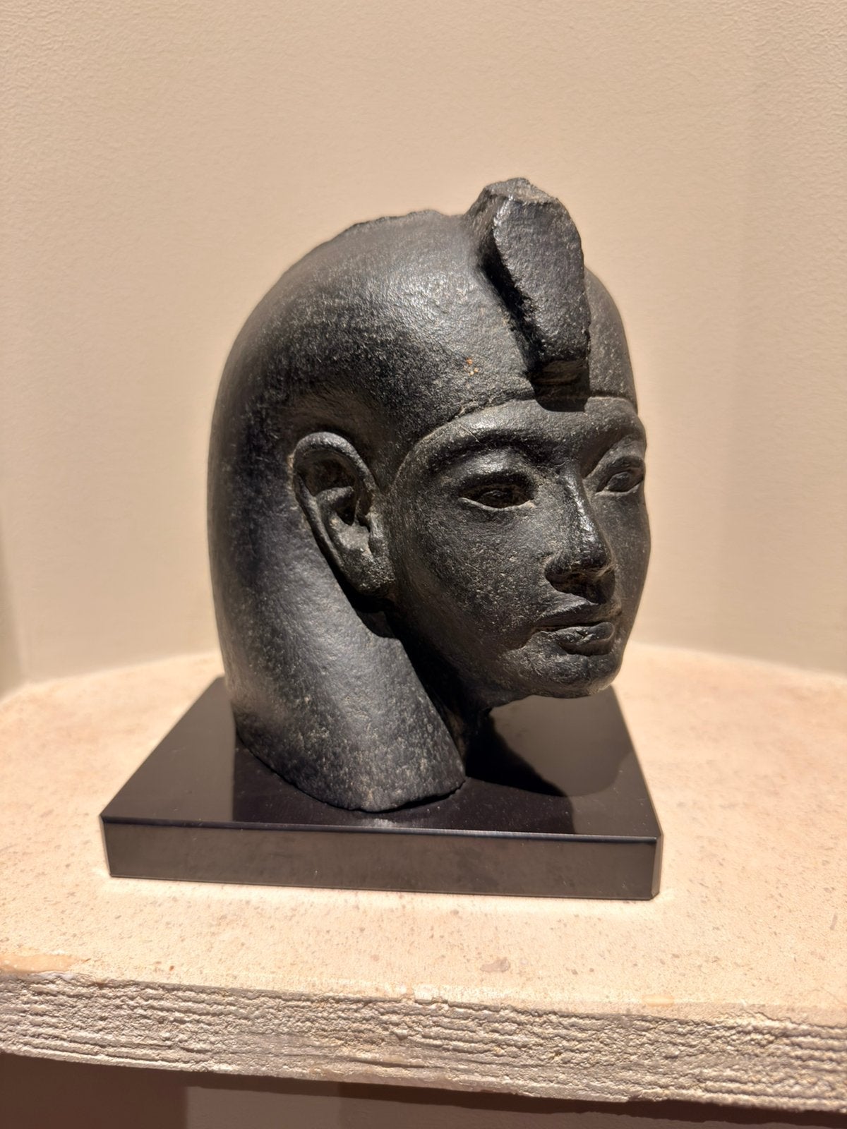 Mooie Egyptische buste, Antiek en Kunst, Ophalen, Steen of Keramiek, Buste, 20 - 50 cm