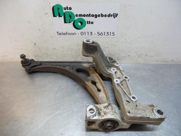 Draagarm links-voor van een Volkswagen Golf Plus (Golf Plus, Gebruikt, -, Volkswagen, -