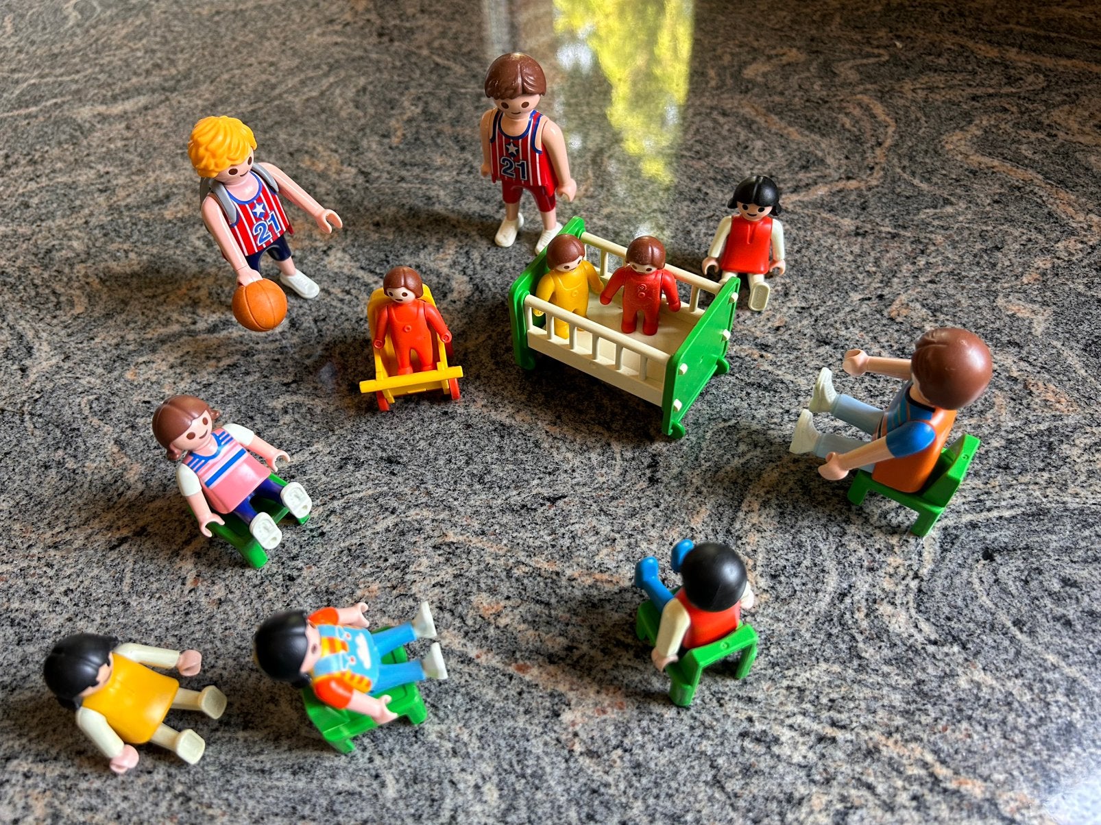 Playmobil - gezin en kinderen, Kinderen en Baby's, Speelgoed | Playmobil, Ophalen of Verzenden, Zo goed als nieuw