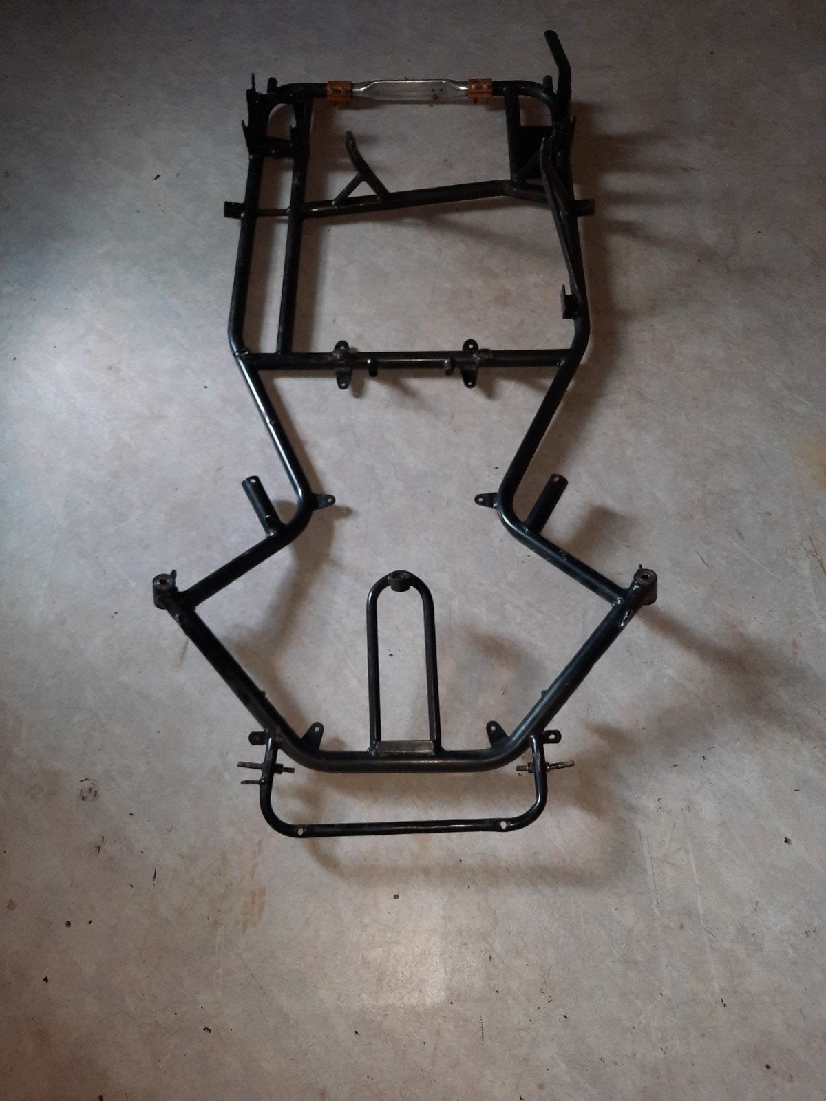 kart chassis met bodemplaat en brandstoftank - zie info!!!, Sports & Fitness, Karting, Enlèvement, Utilisé, Kart