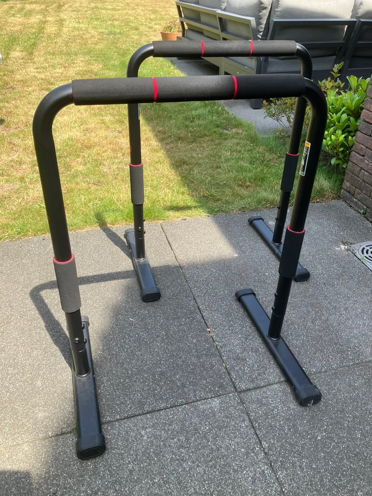 Dip bars training station 100, Ophalen, Zo goed als nieuw
