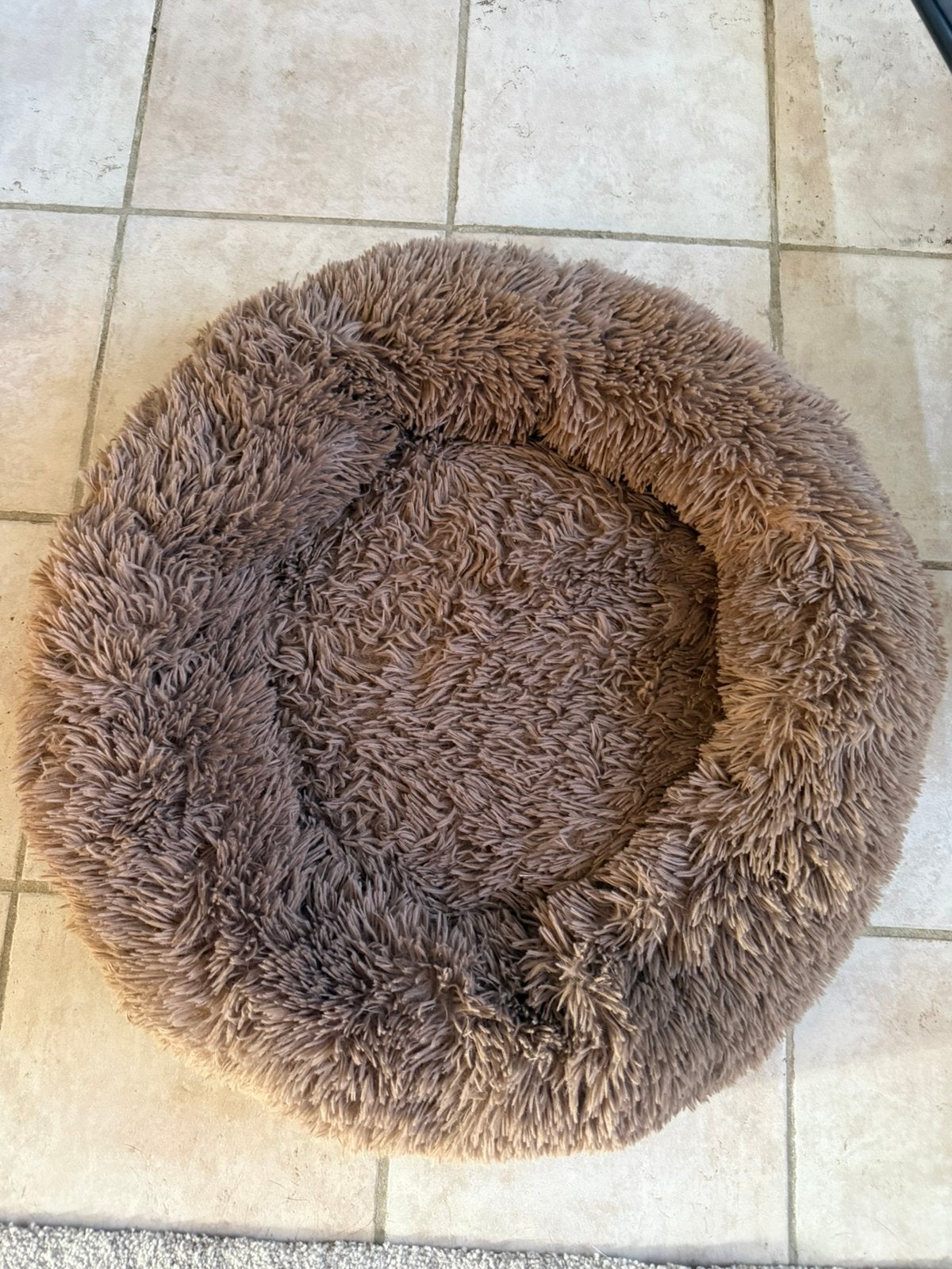 Lit pour chien Fluffy, Enlèvement ou Envoi, Comme neuf, Peluche