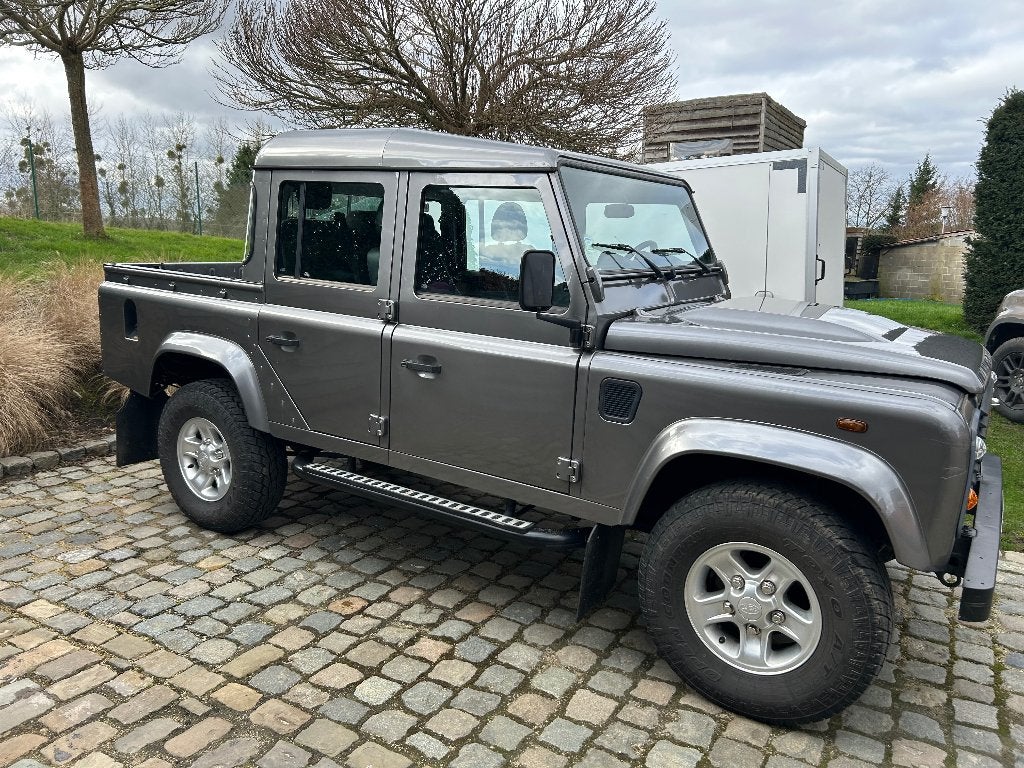 Land Rover Defender 110 DCPU 72 000 km btw voertuig, Euro 5, Stof, Zwart, 4 cilinders