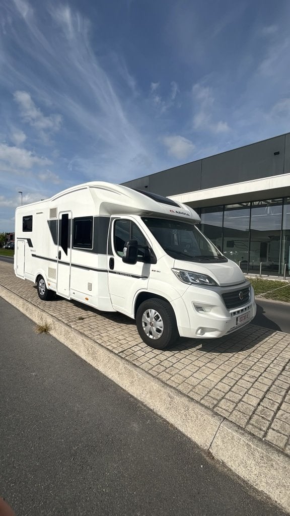 Adria Matrix 670 DL Plus, TV, Fiat, Fietsendrager, Bedrijf
