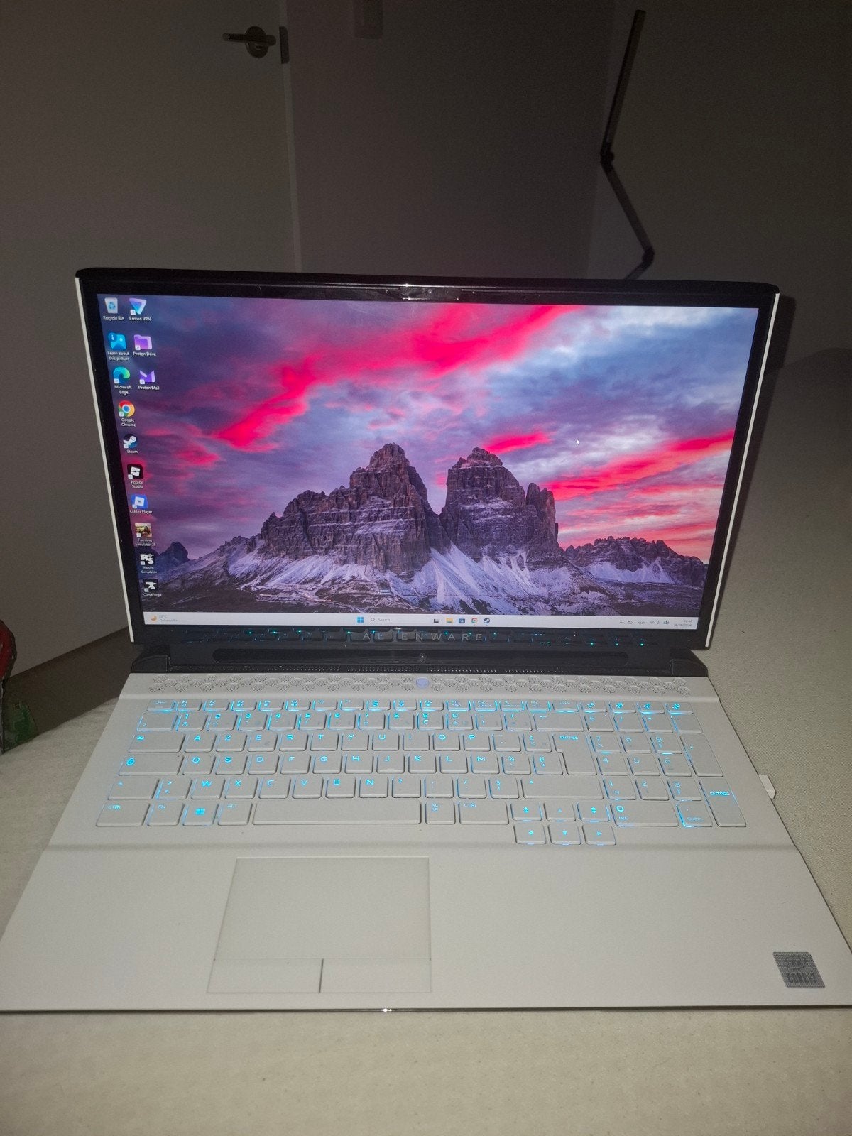 Alienware Gaming Laptop RTX 2070 Super i7 360 Hz Screen 32 G, Computers en Software, Ophalen, 32 GB of meer, Alienware, Zo goed als nieuw