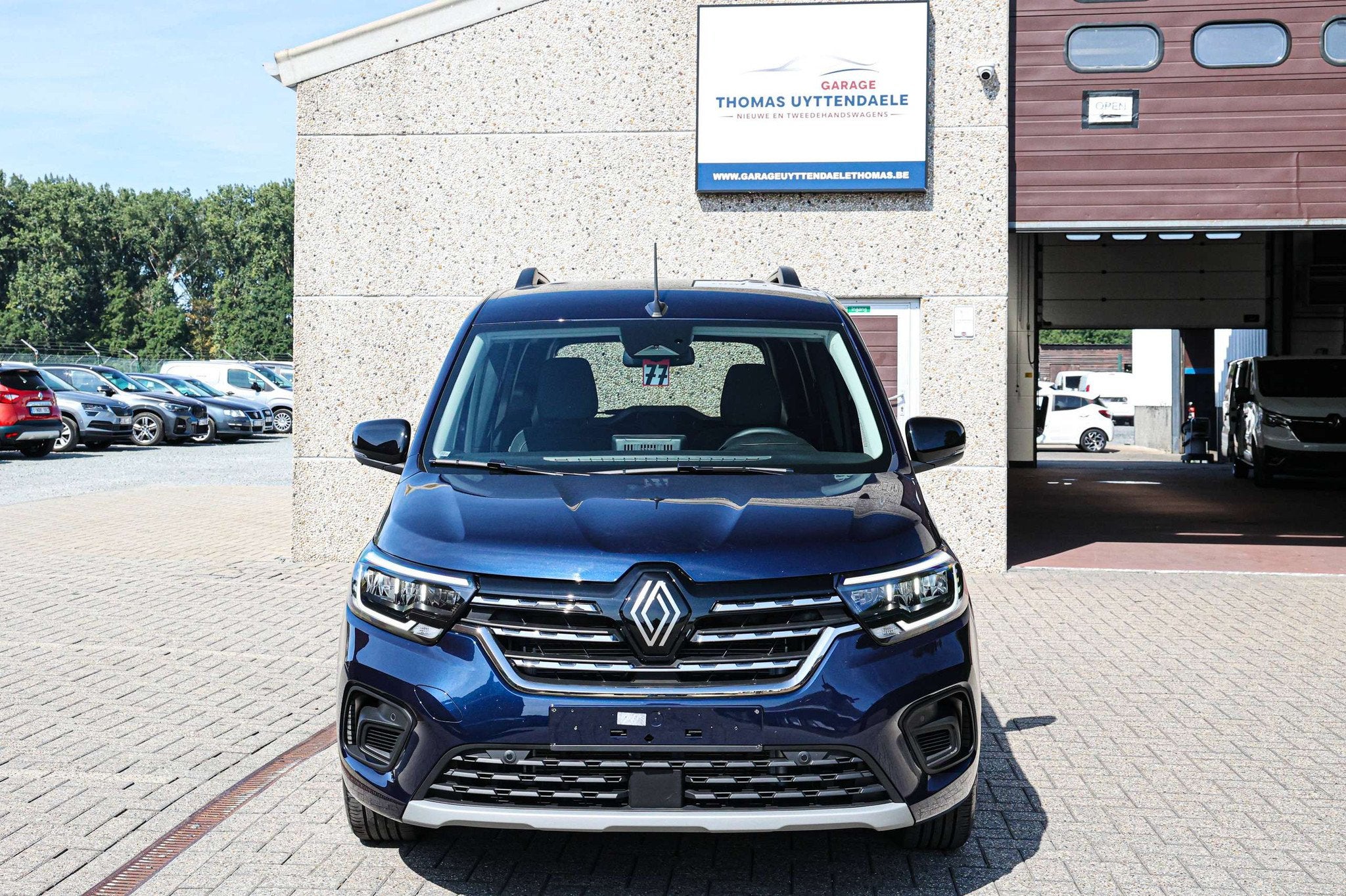 Renault Kangoo TECHNO-UITVOERING*ACHTERUITRIJCAMERA*NAVIGATI, Gebruikt, Zwart, 4 cilinders, Bedrijf