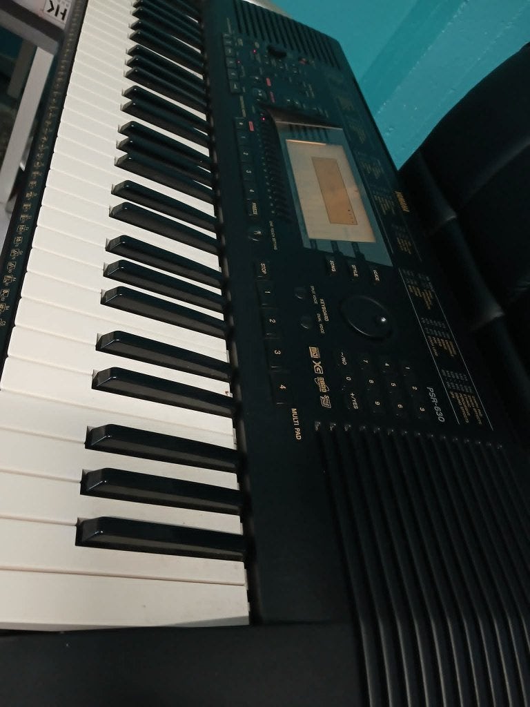 yamaha psr 630 keyboard piano, Muziek en Instrumenten, Keyboards, Ophalen, Zo goed als nieuw, 61 toetsen, Yamaha
