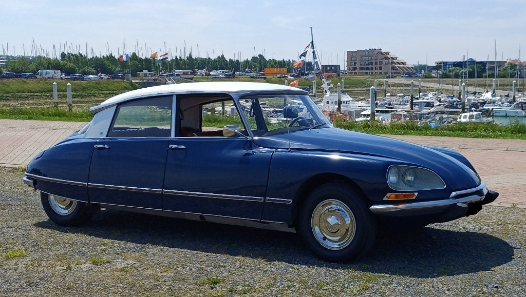 Citroën DS Pallas 21 injectie, 4 deurs, 4 cilinders, Leder, Bruin