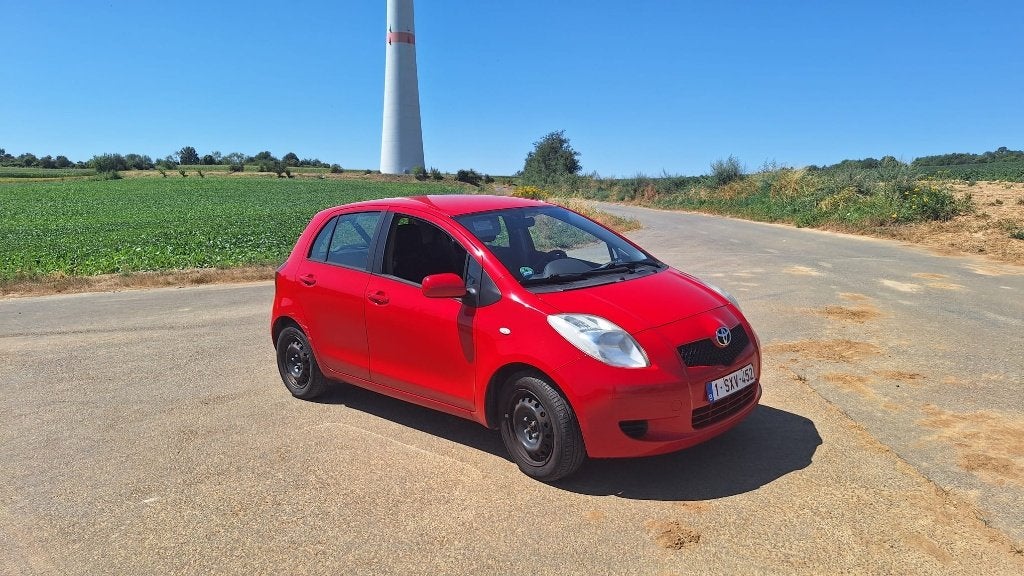 Toyota Yaris - 1.3 VVT-i - 219.500km - CT OK - 2006, Auto's, Toyota, Voorwielaandrijving, Zwart, 4 cilinders, https://public.car-pass.be/verify/7138-1950-7010?lang=fr