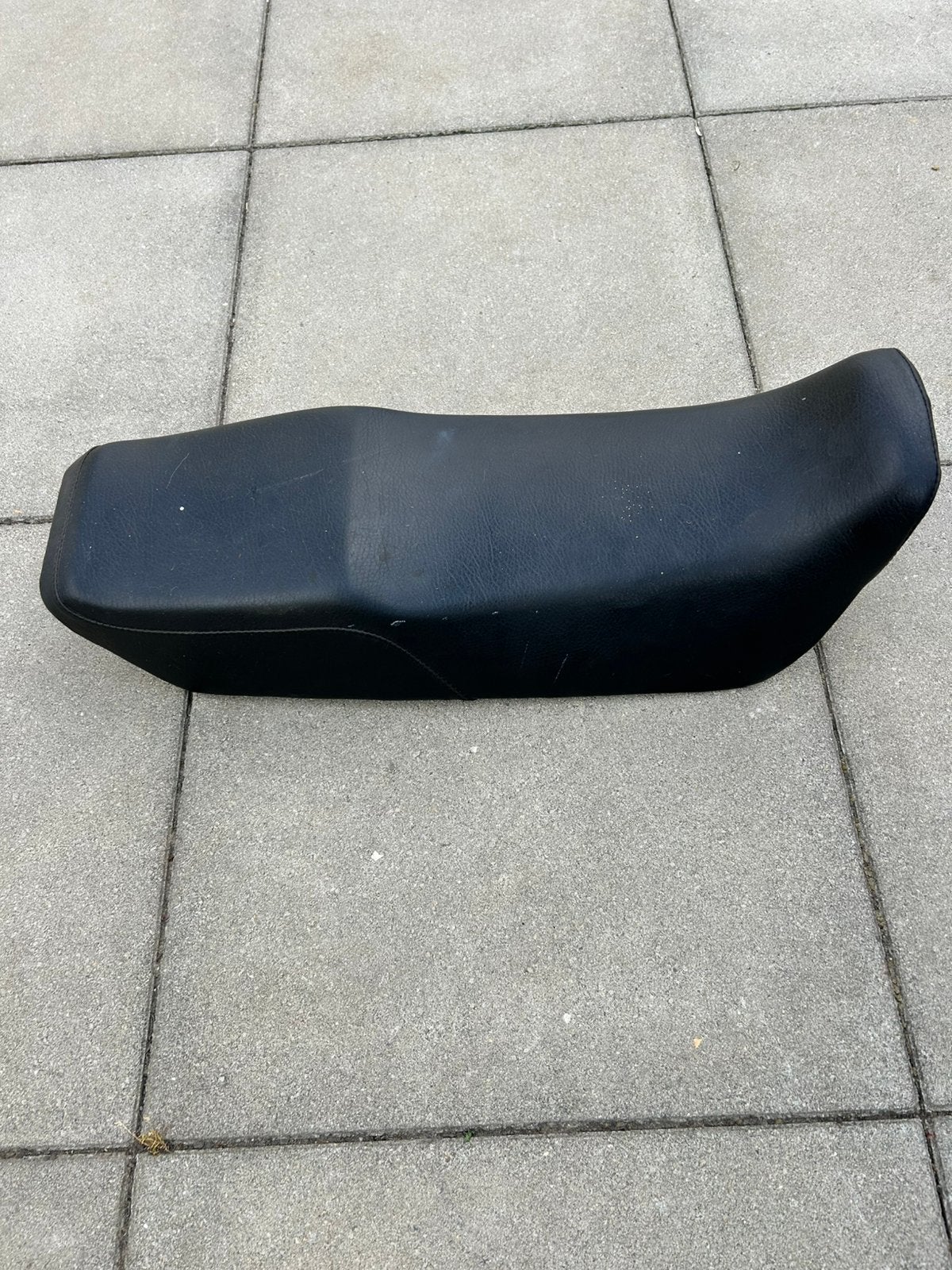 Siège pour cyclomoteur/moto léger - noir d'origine -, Enlèvement, Selle