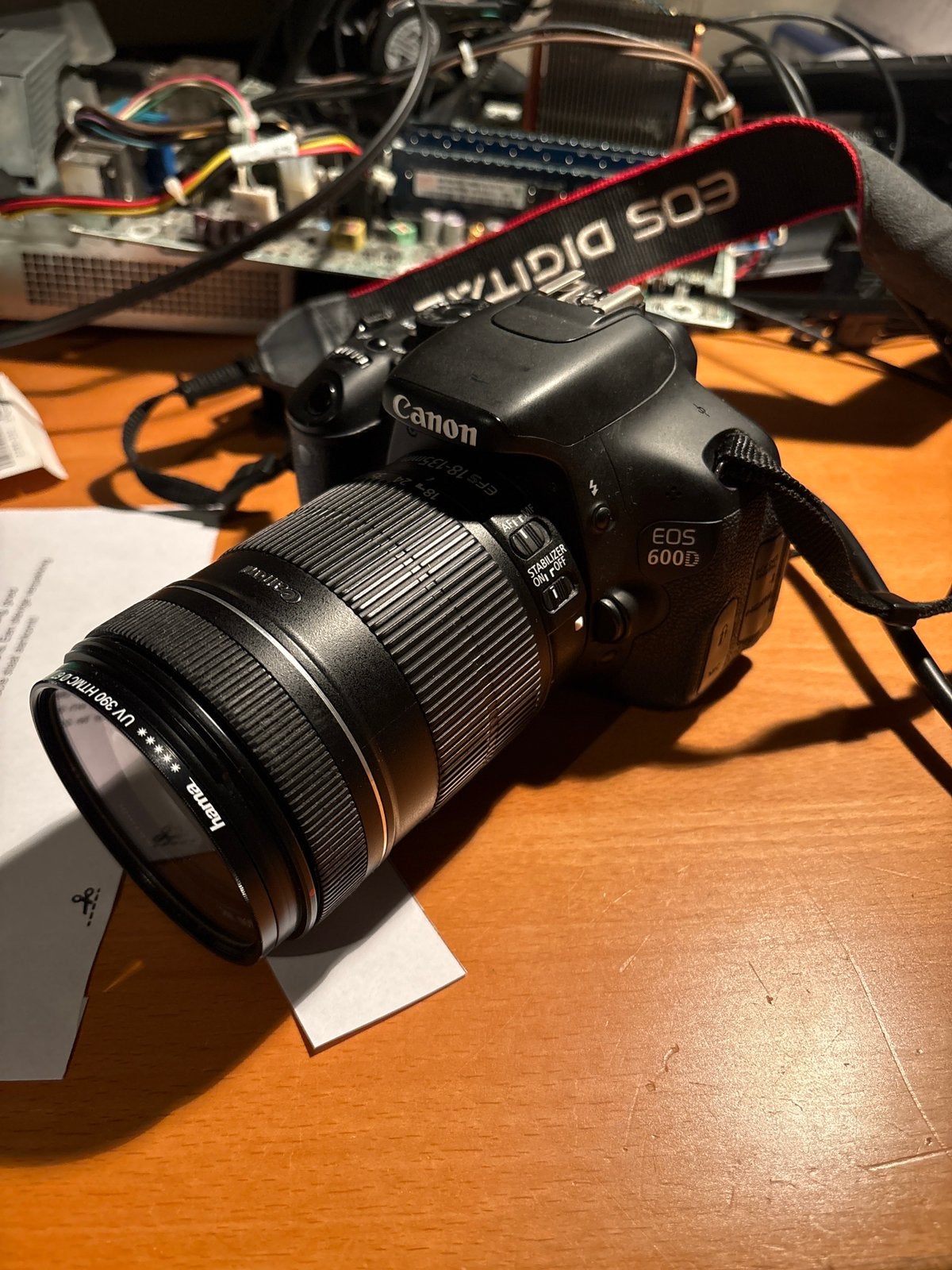 Canon EOS 600D set – Weinig clicks (<20k) + EF-S 18-135mm, Ophalen, Spiegelreflex, Canon, 18 megapixels
