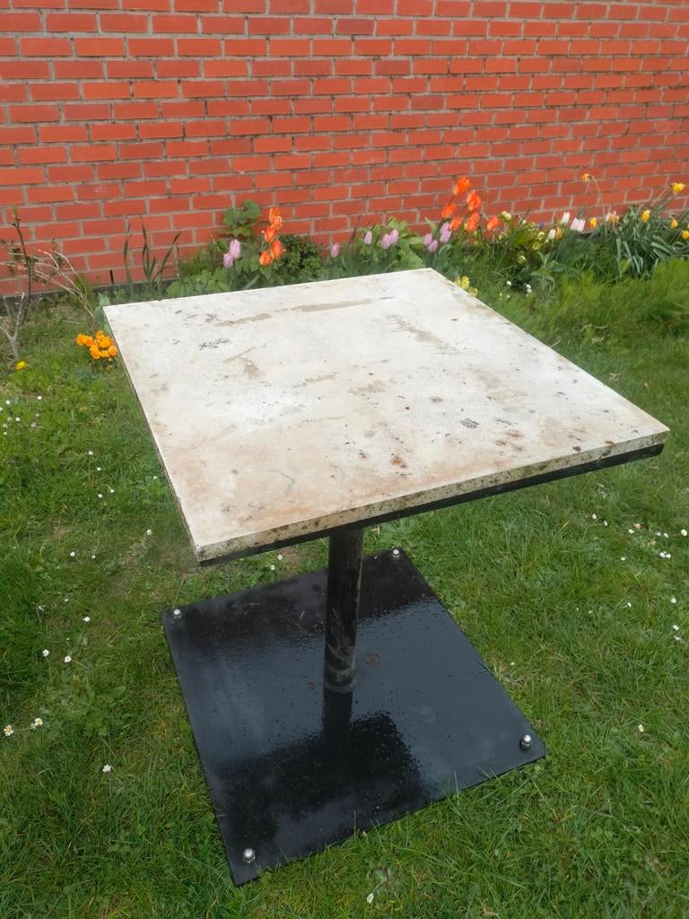 Table de bistrot 60 x 60 cm, Enlèvement