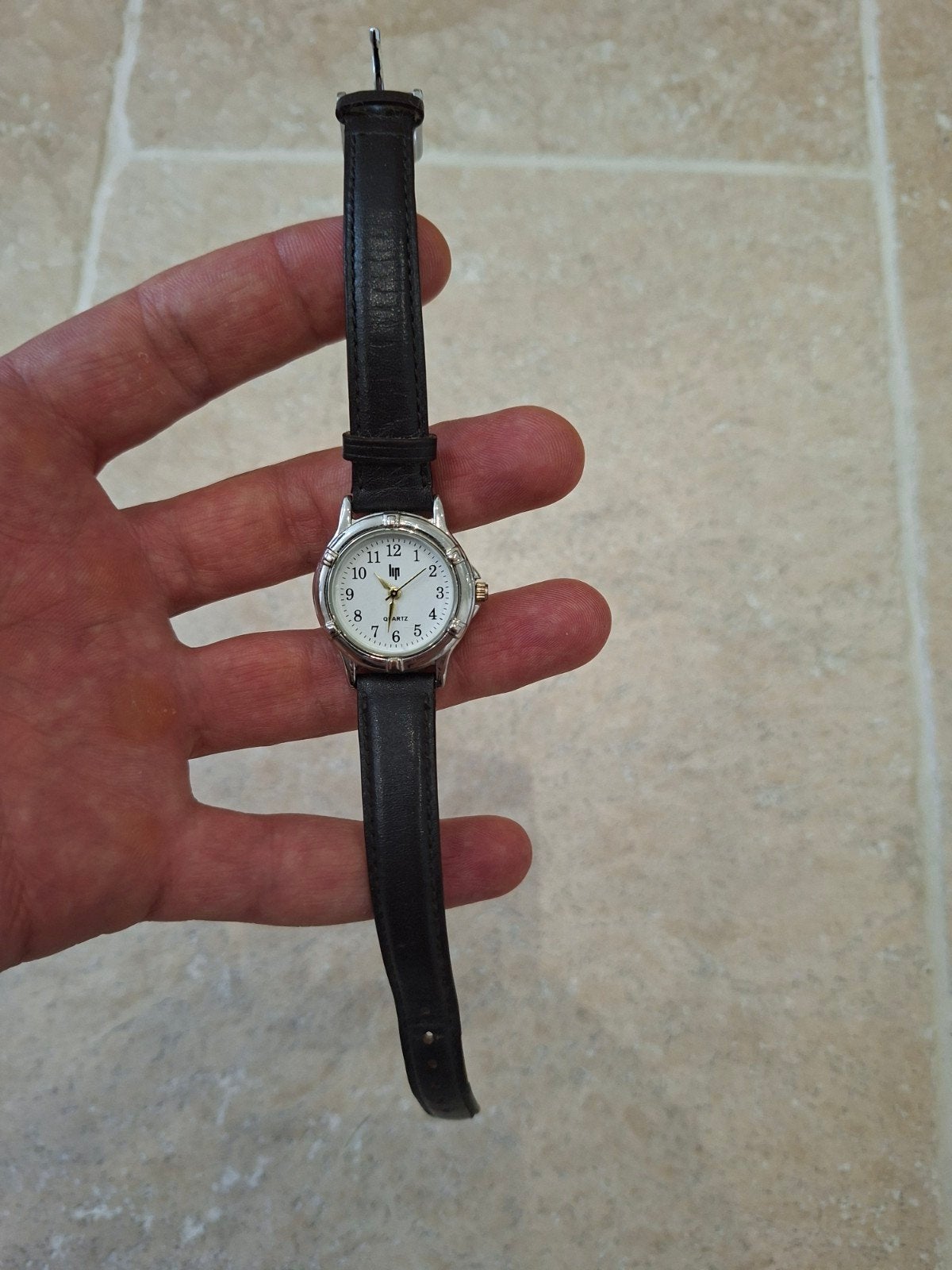 Montre Lip Noir pour Femme, Enlèvement ou Envoi