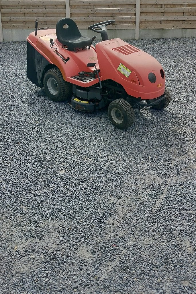 Tondeuse autoportée SABO 92-13 H Hydro 13,5 CV B & S + Boîte, Sabo, Démarrage électrique, Enlèvement, Utilisé