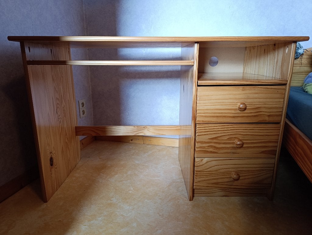 Bureau en pin, Bureau d'ordinateur, 115 cm, Comme neuf, Avec tiroirs