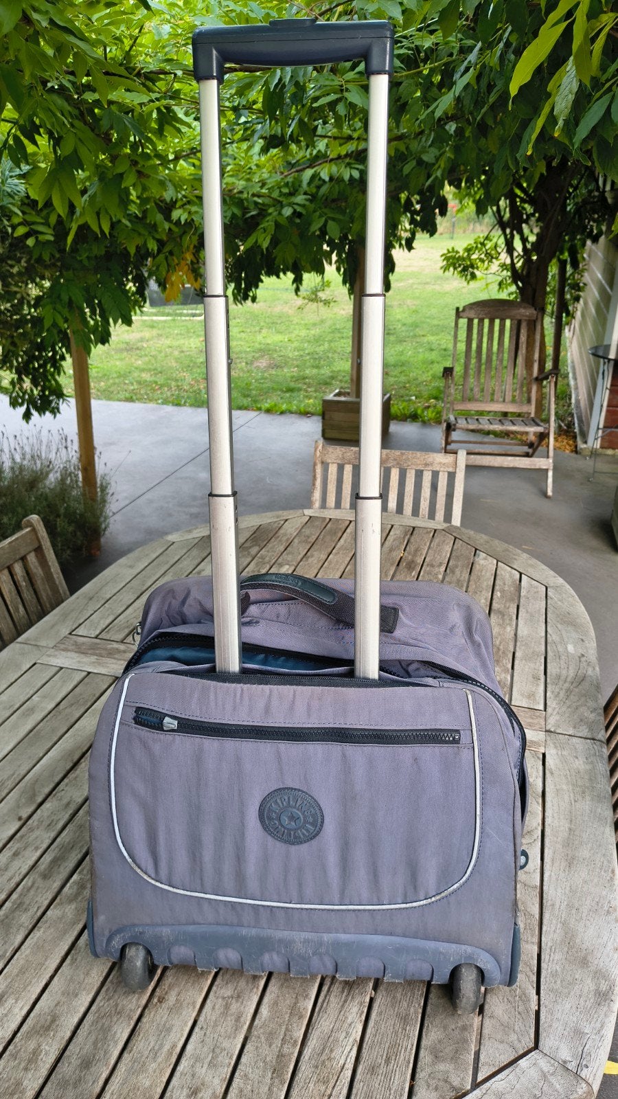 cartable Kipling à roulettes, Bijoux, Sacs & Beauté, Sacs | Cartables, Enlèvement