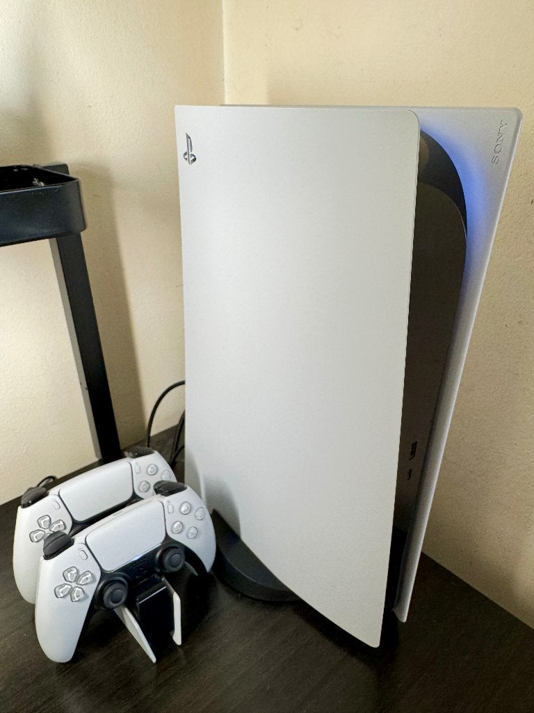 PlayStation 5 (PS5) + discspeler + 2 controllers + oplader, Ophalen of Verzenden, Gebruikt, Playstation 5