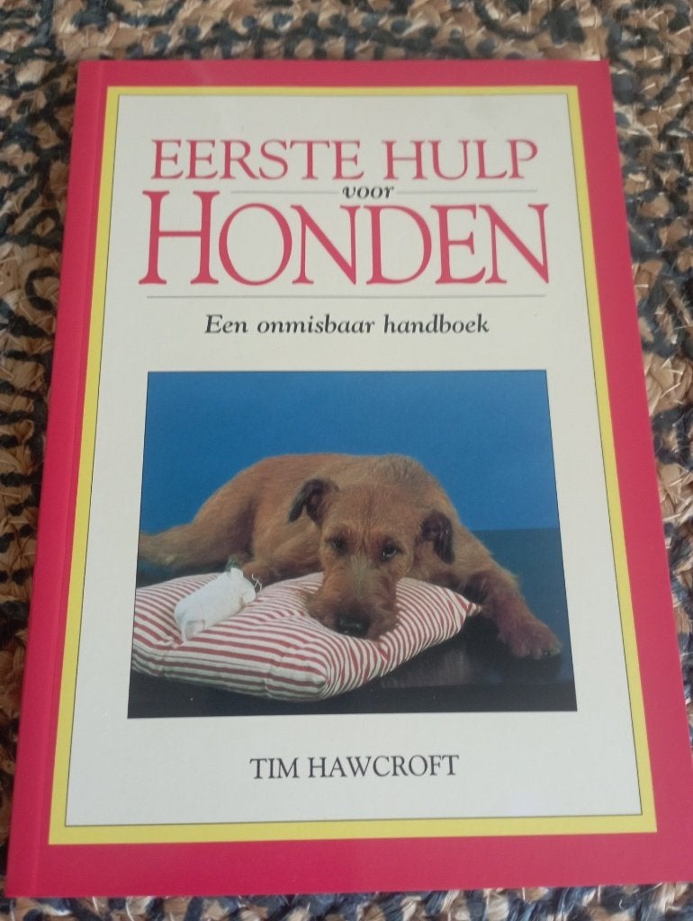 boek eerste hulp voor honden, Enlèvement, Comme neuf