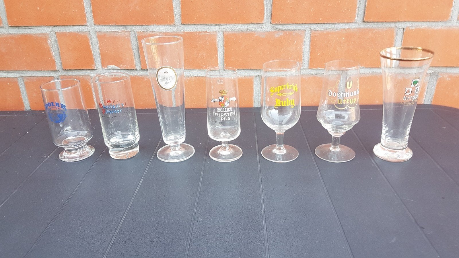 verres à bière spéciaux 1€ chacun, Enlèvement