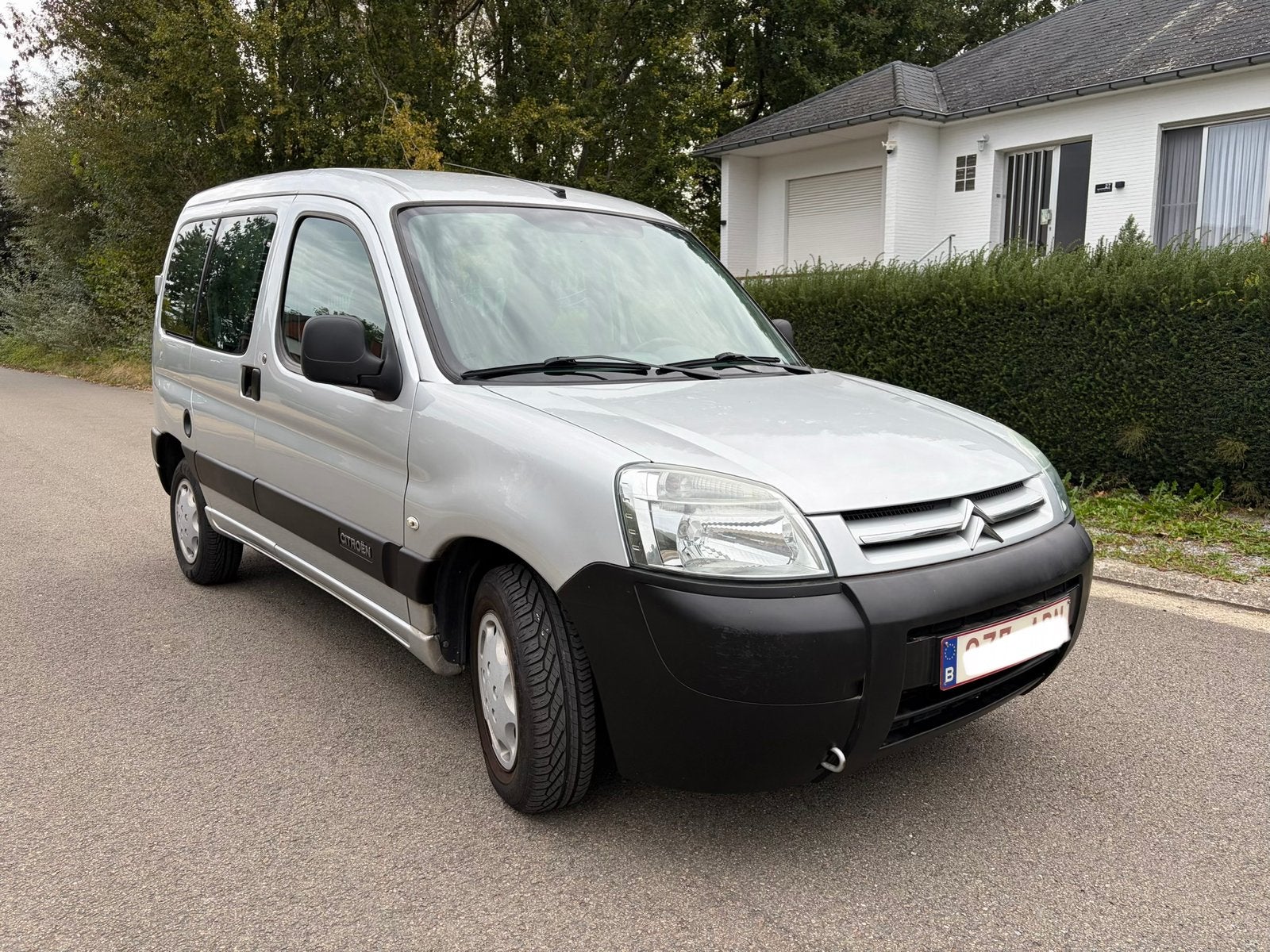 Citroën Berlingo 1.4 essence / 1er main / Prêt á immatriculé, Autos, Argent ou Gris, Achat, 4 portes, Boîte manuelle