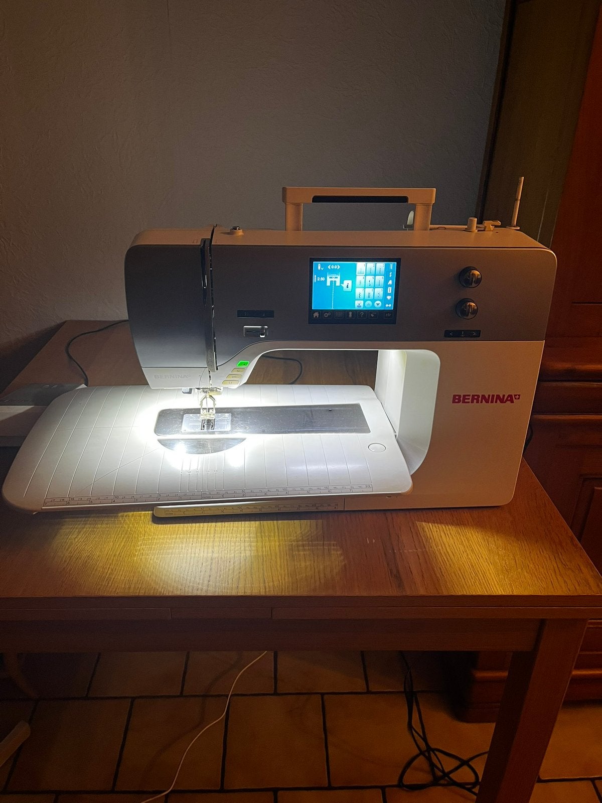 Bernina PRO  B750 QE Quilters Edition, Enlèvement, Comme neuf, Machine à coudre, Bernina