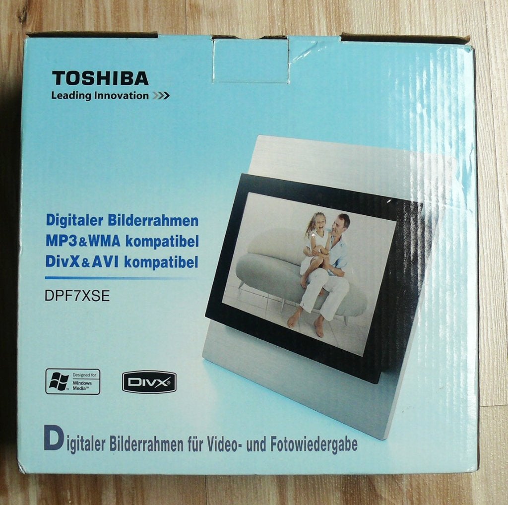 cadre photos digital Toshiba, TV, Hi-fi & Vidéo, Photo | Cadres photos numériques, Enlèvement ou Envoi, Musique, Comme neuf, Moins de 1 GB