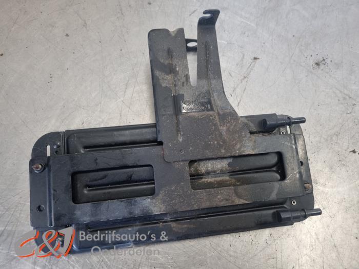 Brandstofkoeler van een Nissan NV400, Gebruikt, -, -, Ophalen of Verzenden