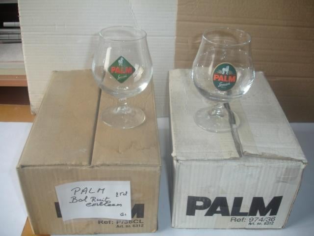 4 x 6 bierglazen van Palm voor € 4,00, Ophalen of Verzenden, Zo goed als nieuw, Glas of Glazen, Palm