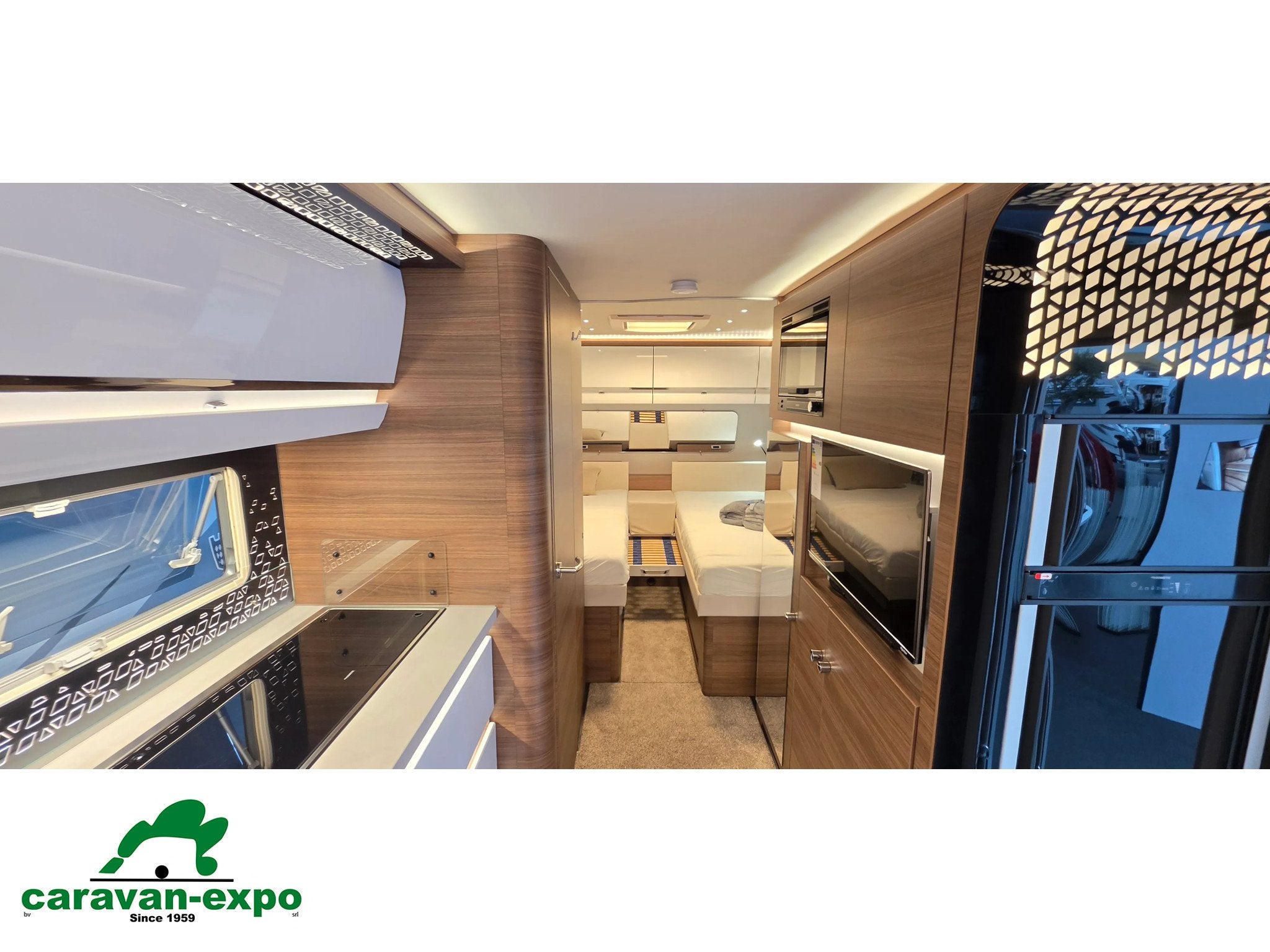 TABBERT PUCCINI 550 E, Caravanes & Camping, Jusqu'à 4, Entreprise, Tabbert, 5 à 6 mètres