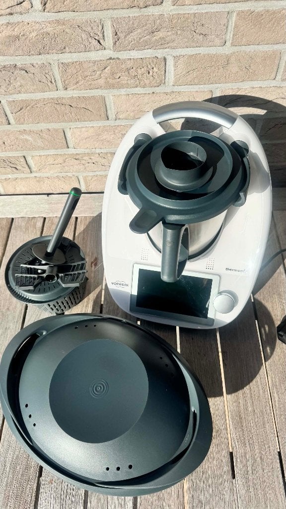 Nouveau THERMOMIX TM6 VORWERK900€ au lieu 1450€utilisé 2x, Enlèvement, Neuf
