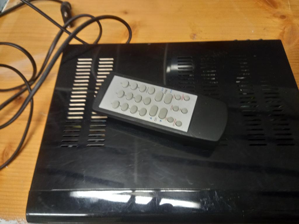 Décodeur Sagem ISD75 TNT SAT avec télécommande, Enlèvement ou Envoi, Utilisé
