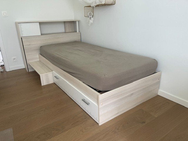 Bed éénpersoons met lattenbodem, Ophalen, 90 cm, Eenpersoons, Zo goed als nieuw