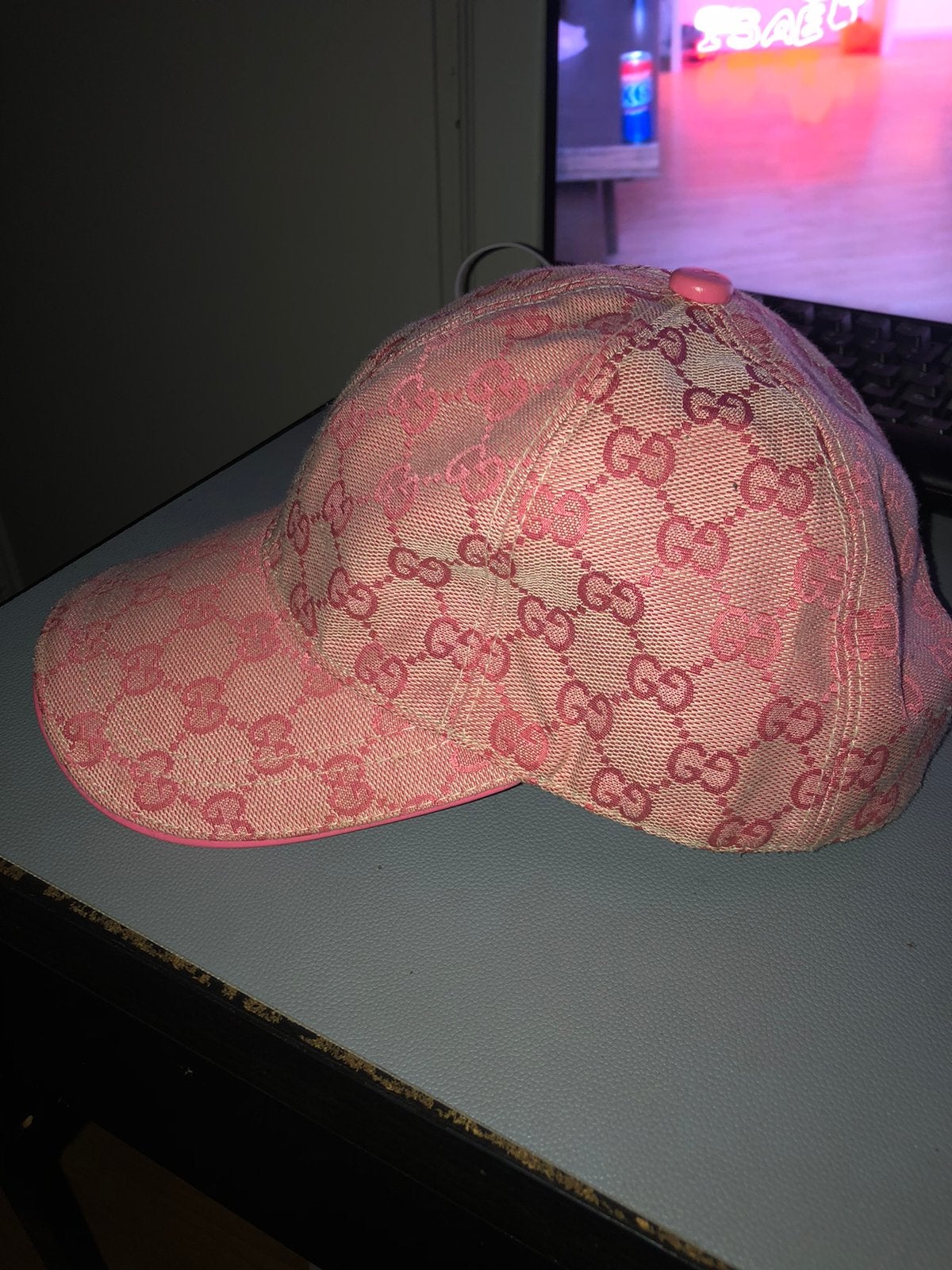 Bonnet Gucci rose, Vêtements | Hommes, Chapeaux & Casquettes, Enlèvement ou Envoi, Porté, 57 cm (M, 7⅛ pouces) ou moins, Casquette