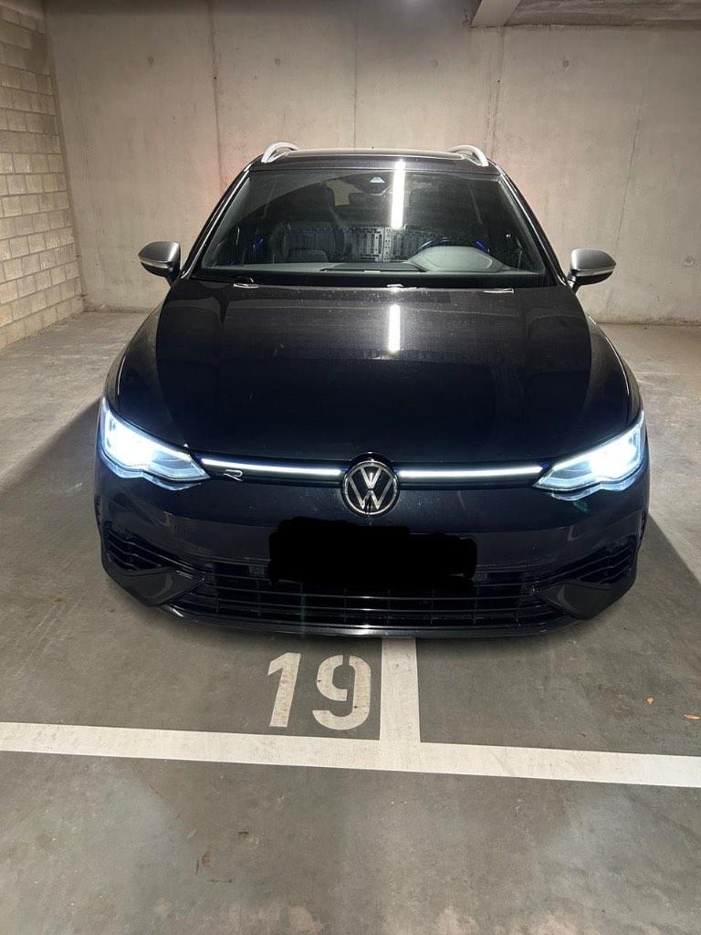Volkswagen Golf 8R Variant (2022), Auto's, Automaat, 4 cilinders, 1984 cc, Zwart