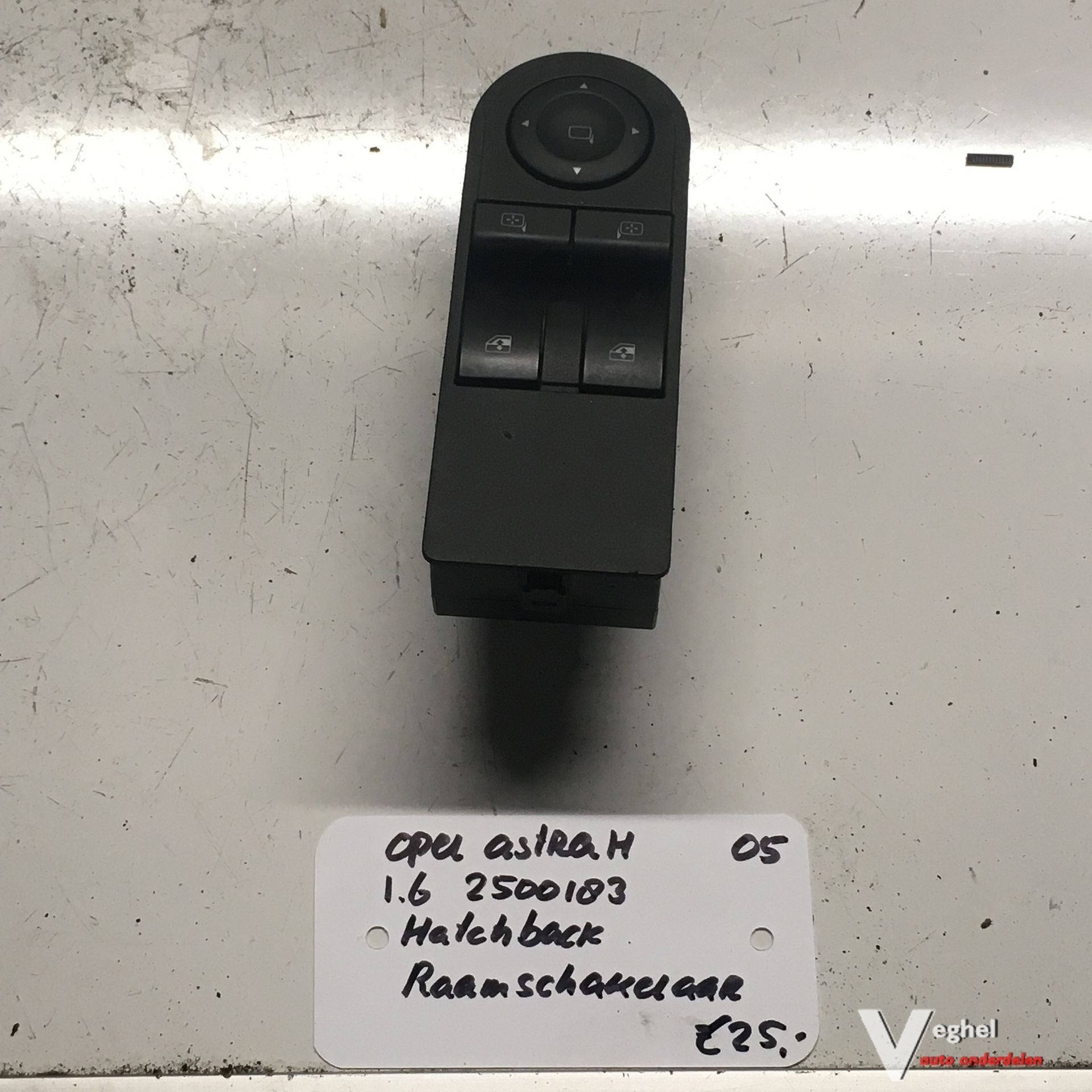 Opel Astra H 1.6 2005 HB 2500183   Raamschakelaars Linksvoor, -, Utilisé, -, -