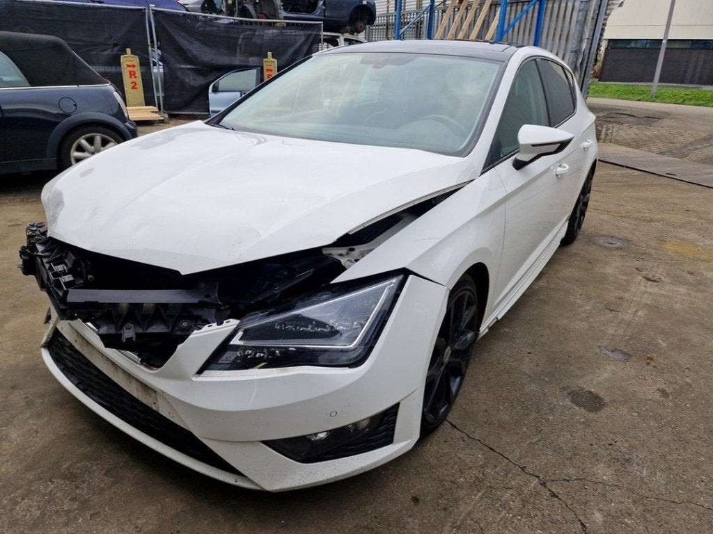 MOTEUR + TRINGLERIE ESSUIE GLACE AVANT Seat Leon ST (5FF), Seat Deutschland GmbH, Service@seat.de, Utilisé, Seat