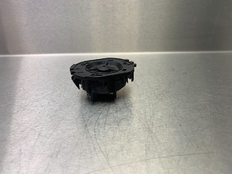 HAUT PARLEUR / ENCEINTE Nissan Qashqai (J11) (|28148BR00A|), Germany@nissan-services.eu, Kronenweg 38
50389  Wesseling, DE, Utilisé
