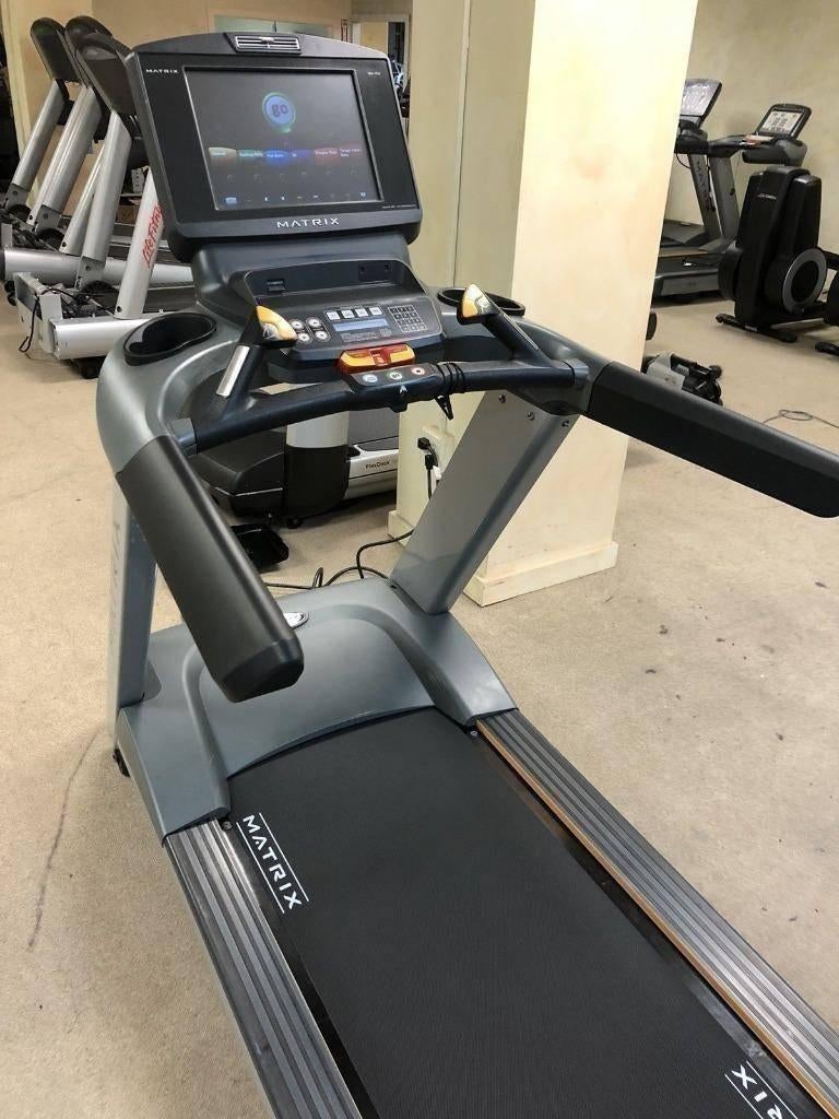 TECHNOGYM crosstrainer /MATRIX loopband set OPHEF Matrix, Ophalen, Gebruikt, Benen