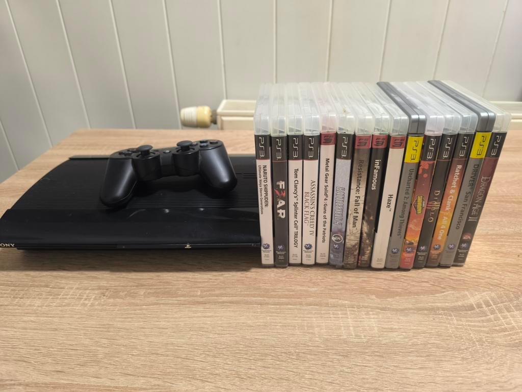 PS3 Super Slim bundel + 15 games + controller, Games en Spelcomputers, Ophalen of Verzenden, Slim