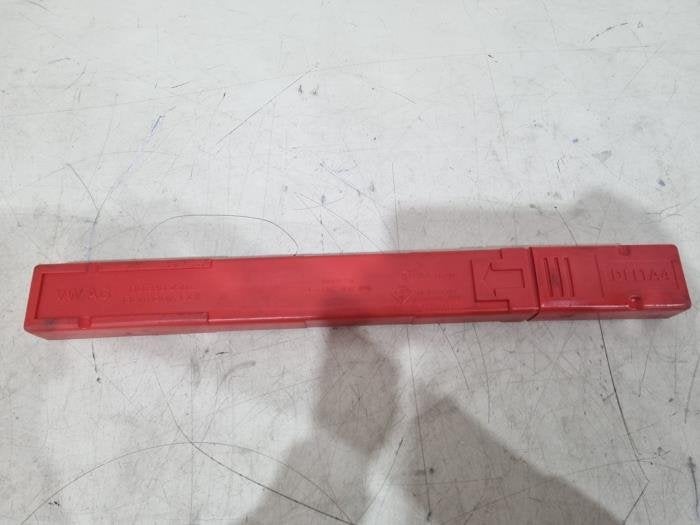 Triangle de présignalisation d'un Volkswagen Taigo, Autos : Pièces & Accessoires, Autres pièces automobiles, Volkswagen, Utilisé