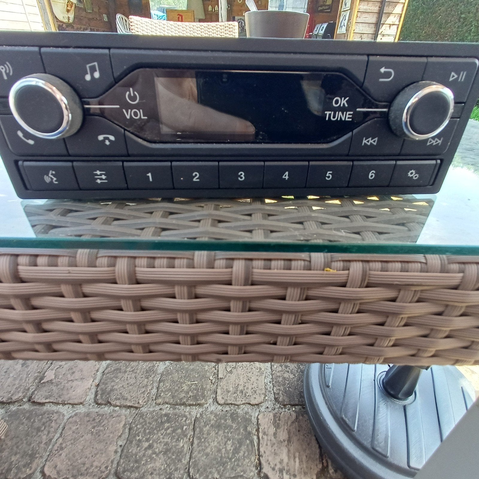Autoradio uit Ford transit camper nieuw, Autos : Divers, Autoradios, Enlèvement