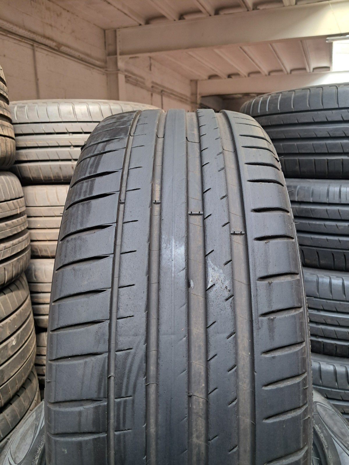 24545r20 245 45 r20 245/45/r20 MICHELIN avec montage