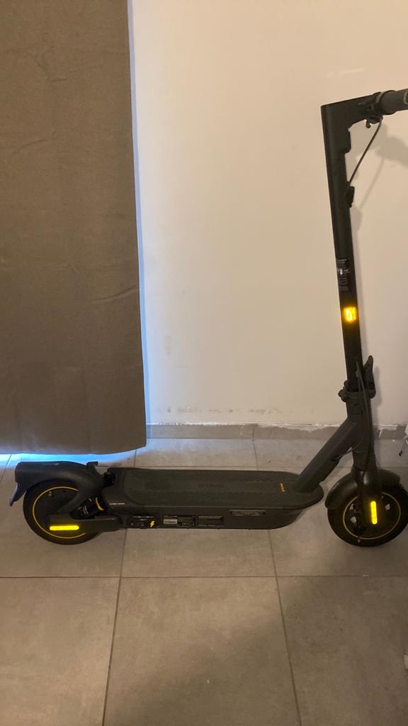 Ninebot Max G2 – Zo goed als nieuw, Ophalen, Zo goed als nieuw, Elektrische step (E-scooter)