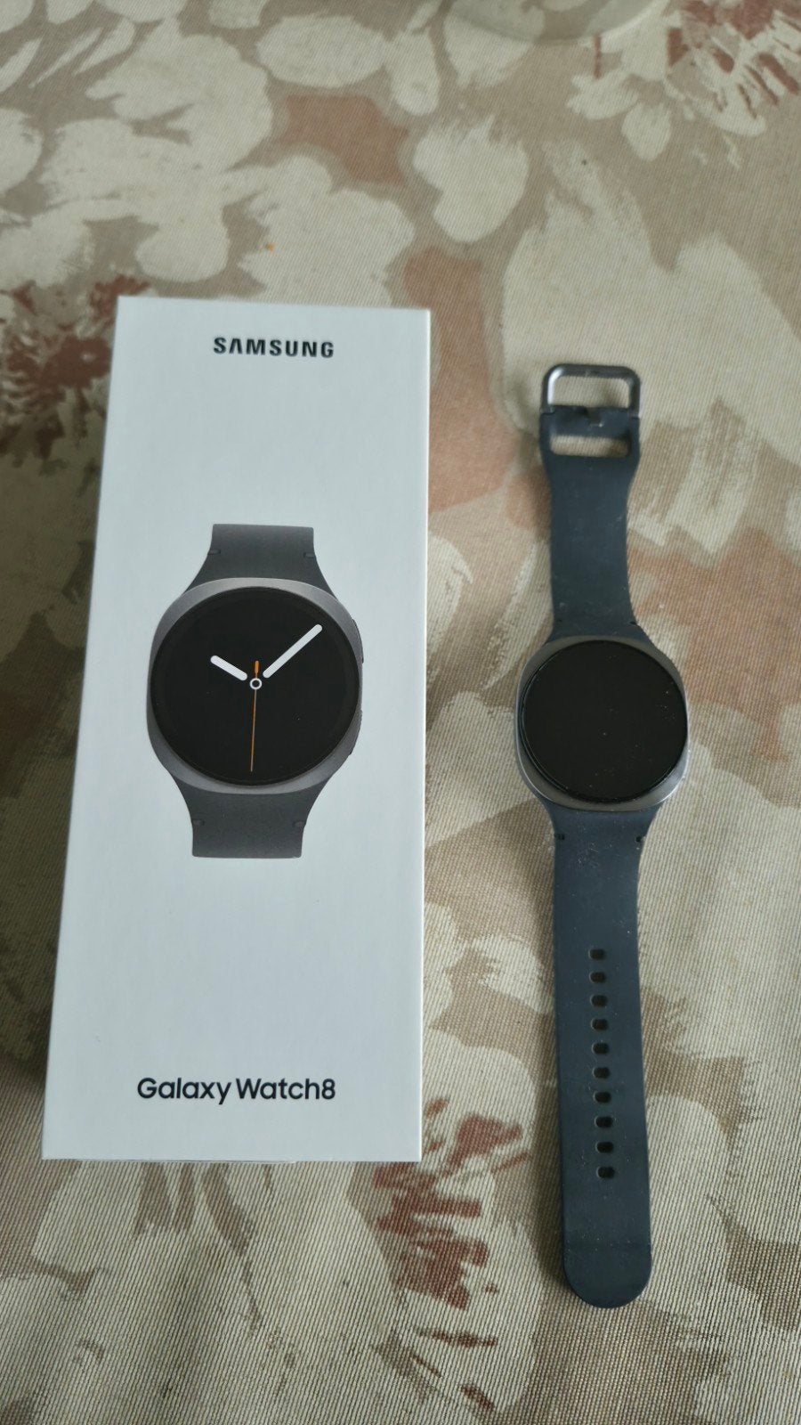 samsung galaxy watch 8 40mm, Conditie, Zwart, Ophalen of Verzenden, Zo goed als nieuw