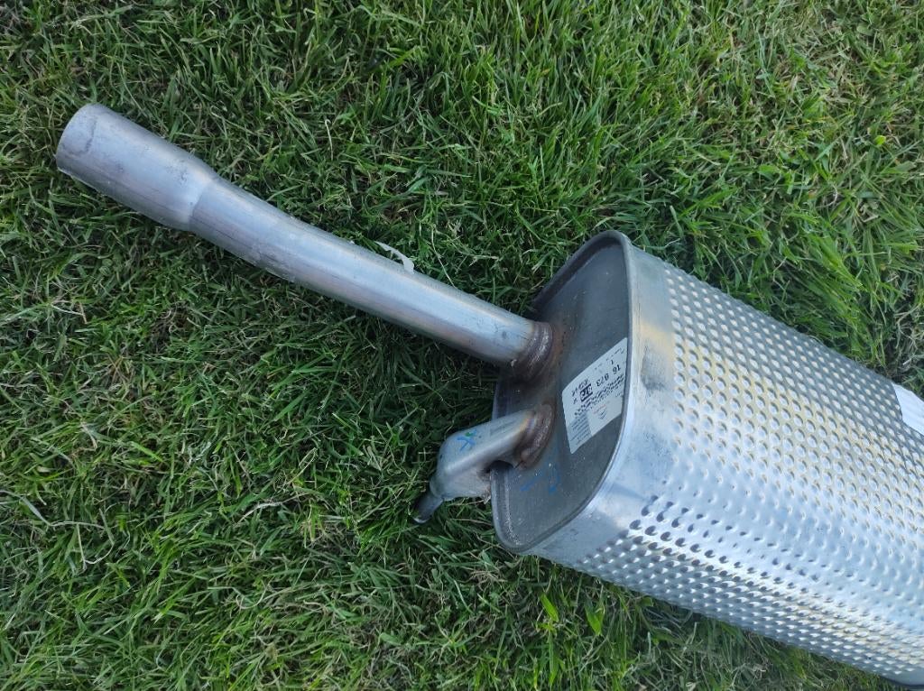 Pot d' échappement Citroen ou Peugeot neuf, Autos : Pièces & Accessoires, Systèmes d'échappement, Enlèvement, Neuf, Citroën