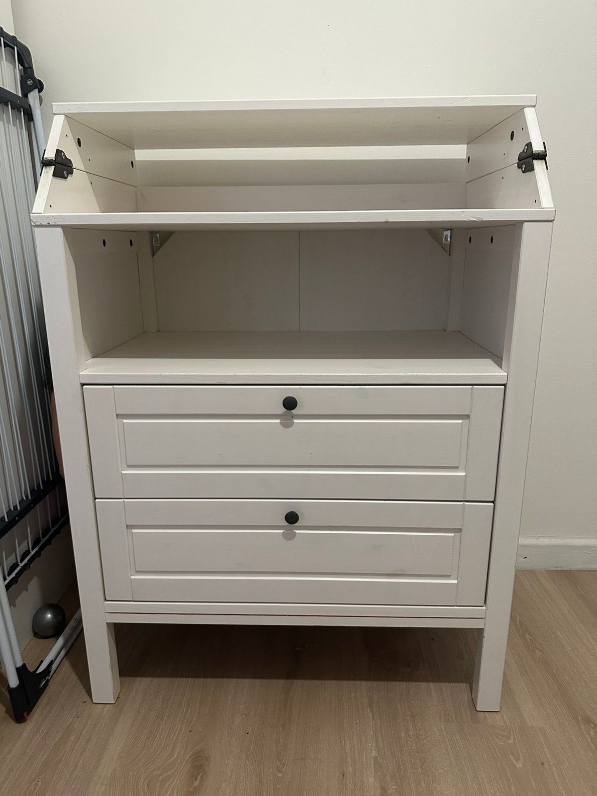 İKEA SUNDVİK verzorgingstafel & commode-stevig en praktisch, Enlèvement, Utilisé, Commode