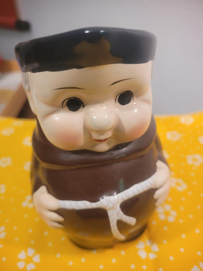 Petit pichet vintage  Frere Tuck en grès, Enlèvement ou Envoi