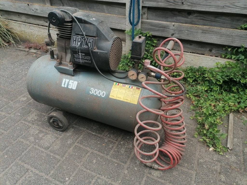 Compresseur LT50 3000, Bricolage & Construction, Compresseurs, 25 à 100 litres, Enlèvement, Utilisé, 10 bars ou plus