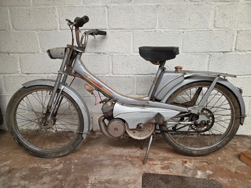 Mobylette motobecane met papieren, Fietsen en Brommers, 49 cc, Klasse B (45 km/u), Ophalen, Overige merken