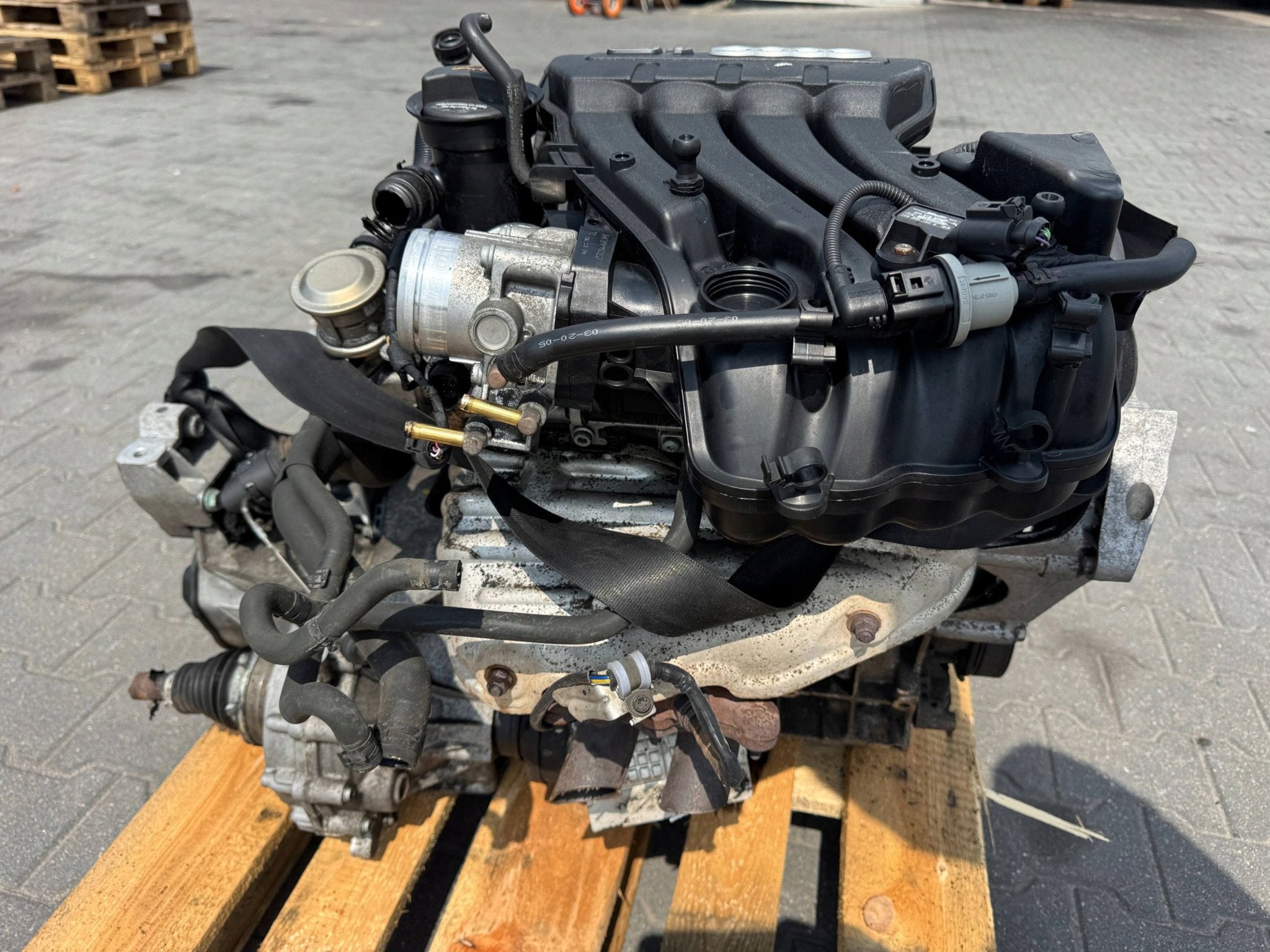 Moteur BSE Complet PASSAT ALTEA TOURAN LEON JETTA SKODA, Envoi, Utilisé, Skoda